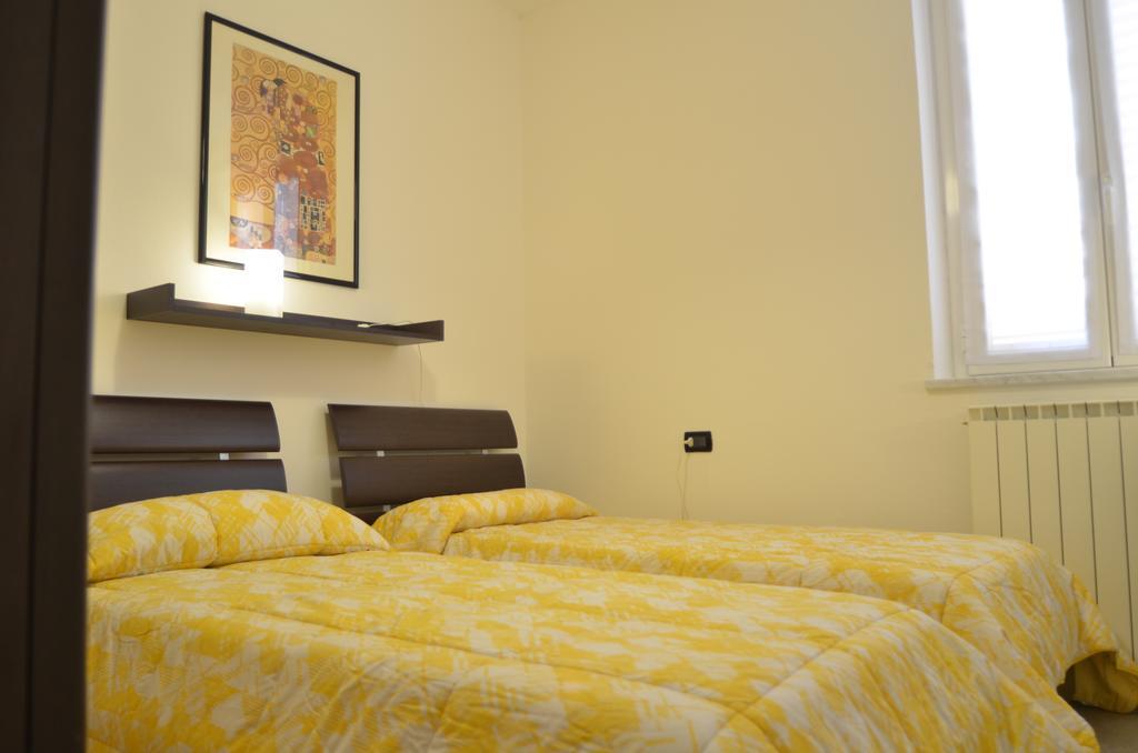 La Perla Del Magra Holidays House Monte Marcello Exteriör bild